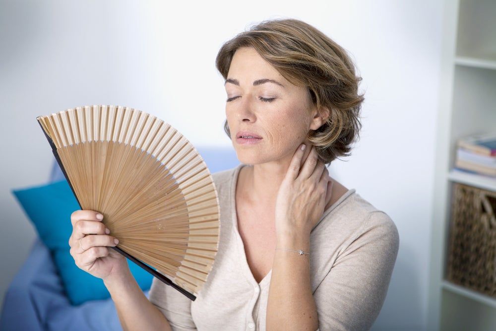Cuáles son los síntomas molestos que puedes enfrentar durante la menopausia