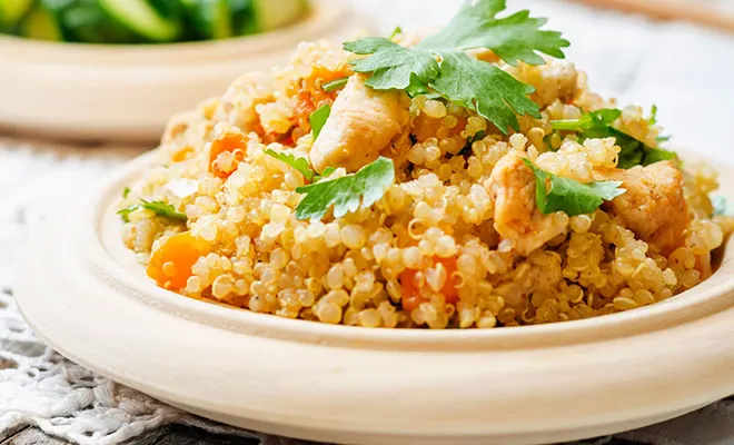 quinoa con pollo