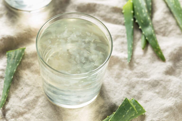 Jugo para reducir el colesterol, una ayuda extra