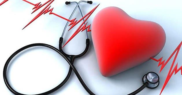 Corazón con estetoscopio.