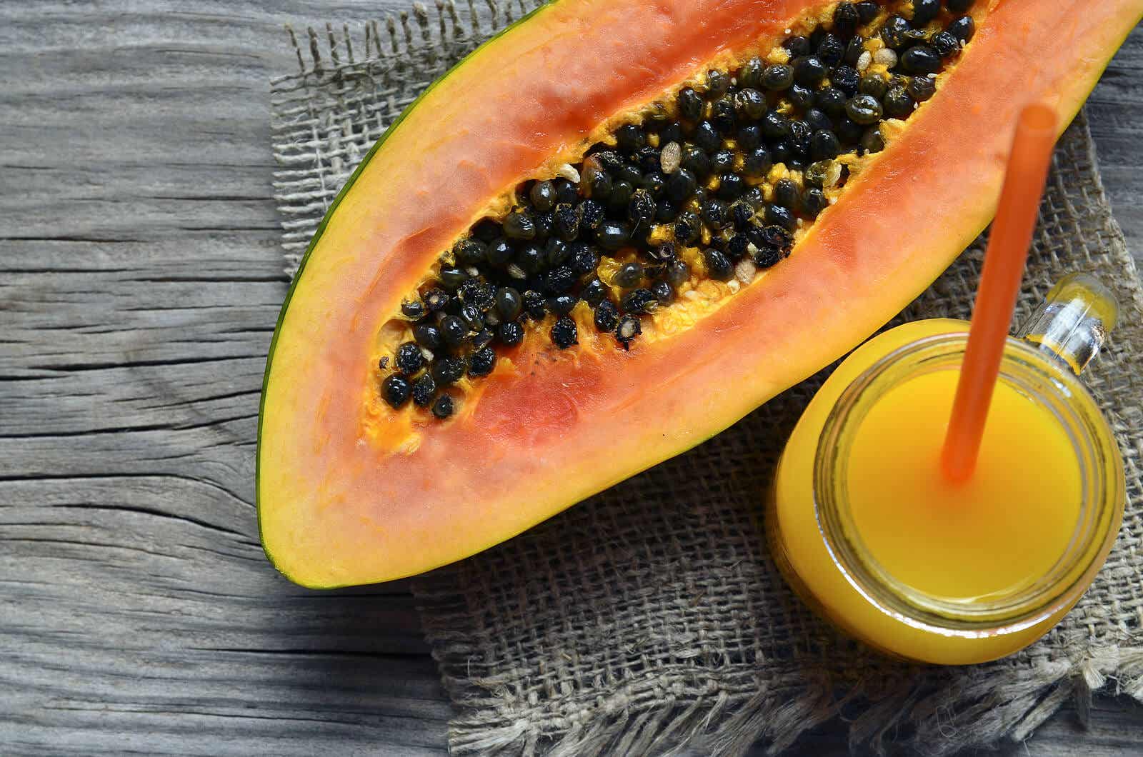 Cómo combatir la inflamación y los gases intestinales con aloe vera y papaya