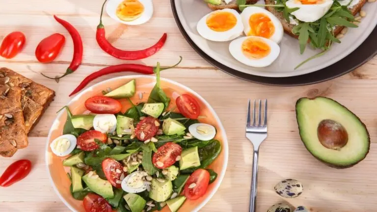 10 ensaladas altamente nutritivas y fáciles de preparar