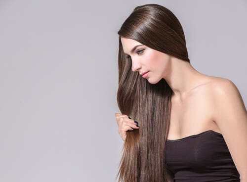 4 hierbas y especias que fomentan el crecimiento del cabello