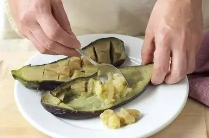 Pudes-probar-esta-variante-de-pure-de-berenjena-con-patatas.