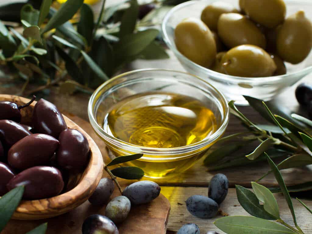 Alimentos para reducir el apetito: aceite de oliva