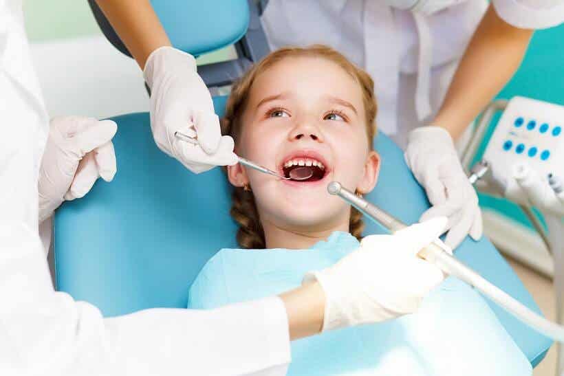 Por qué promover la revisión dental en los niños