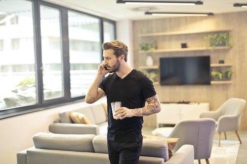 ¿Cómo tratar a una persona que miente?