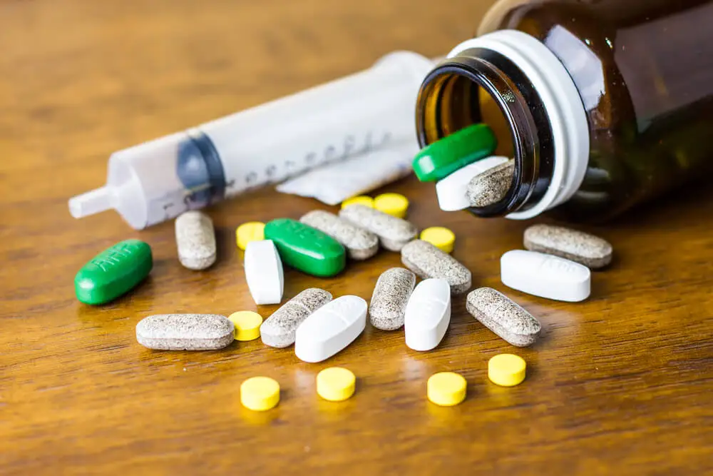 Muchos medicamentos para el trasplante de páncreas.