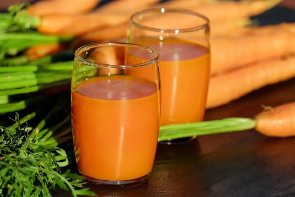 jugo zanahoria y cebolla
