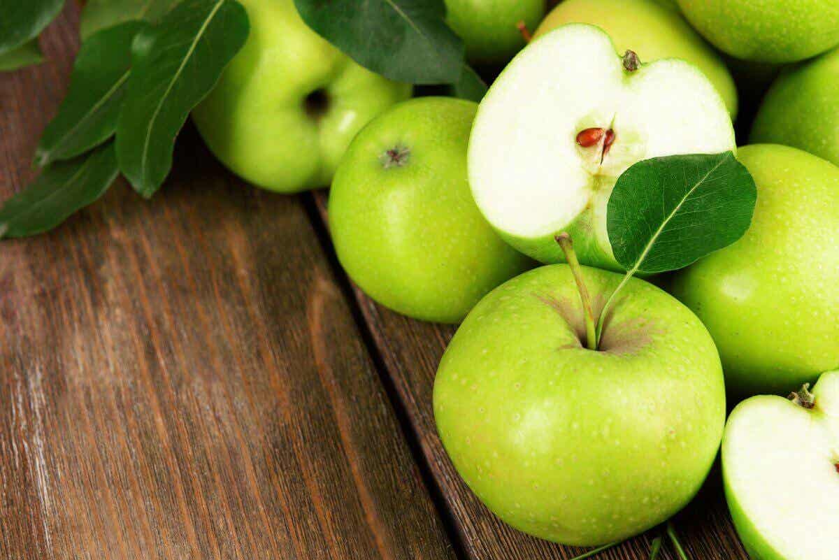 Manzanas frutas y verduras bajas en calorías