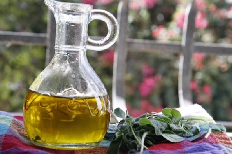 remedio de orégano y aceite de oliva