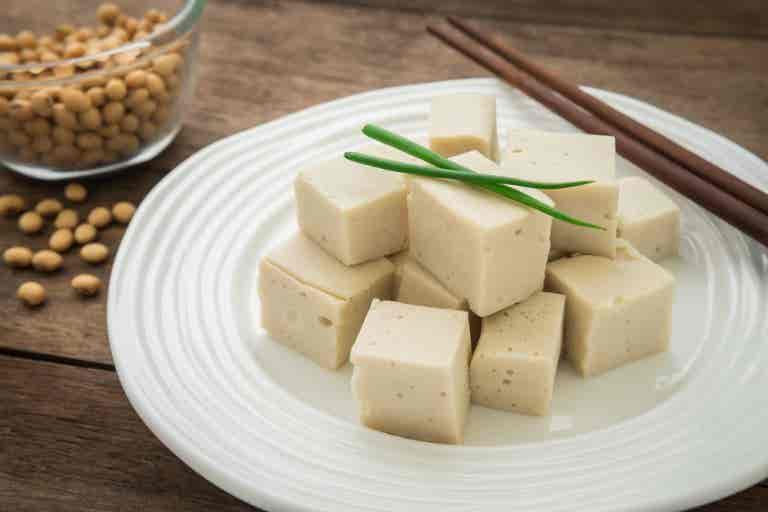 7 grandes beneficios que nos brinda el tofu, el queso de soja