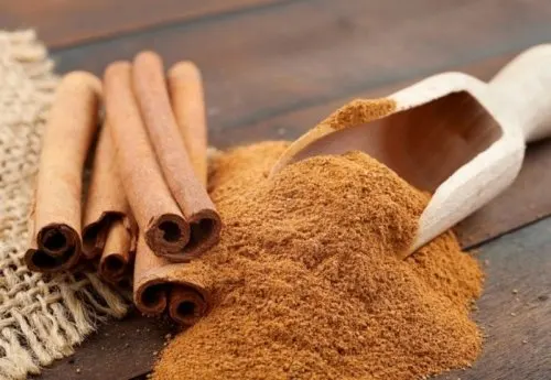 Canela en ramas y molida