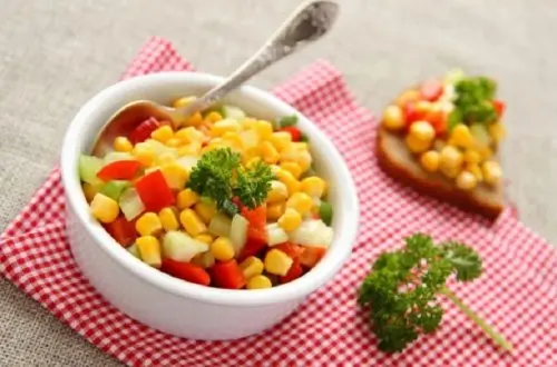 وصفة مع علبة من الذرة.