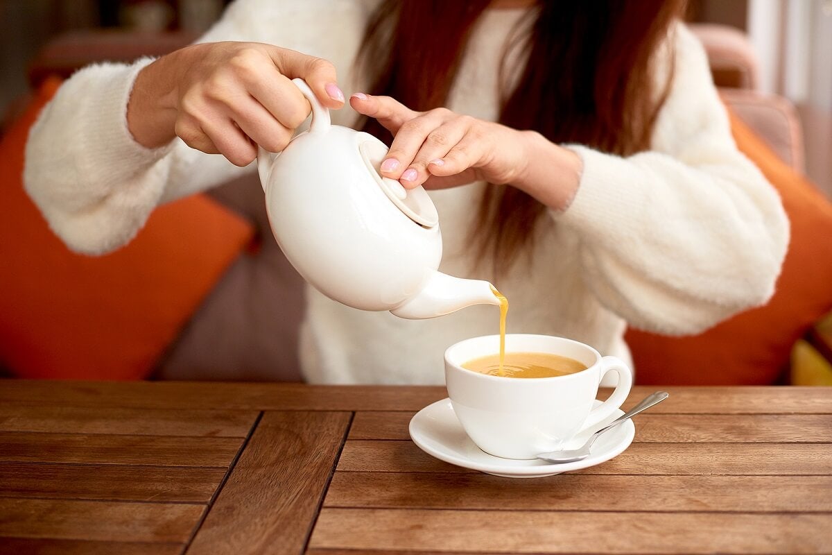 6 tés herbales para bajar el nivel de ácido úrico