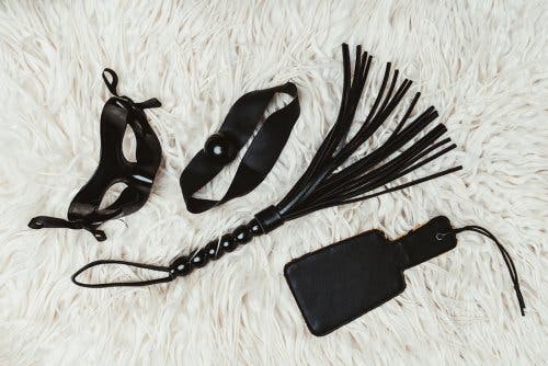 Instrumentos para practicar el spanking.
