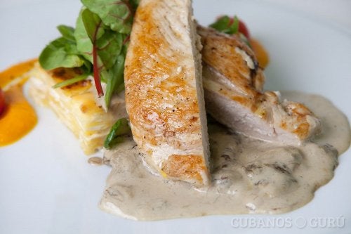 Receta de pollo en salsa de queso