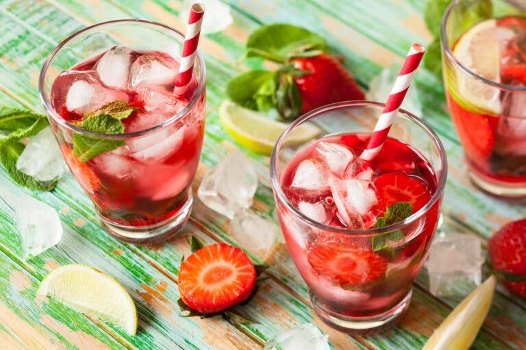 Ponche de moscato rosado