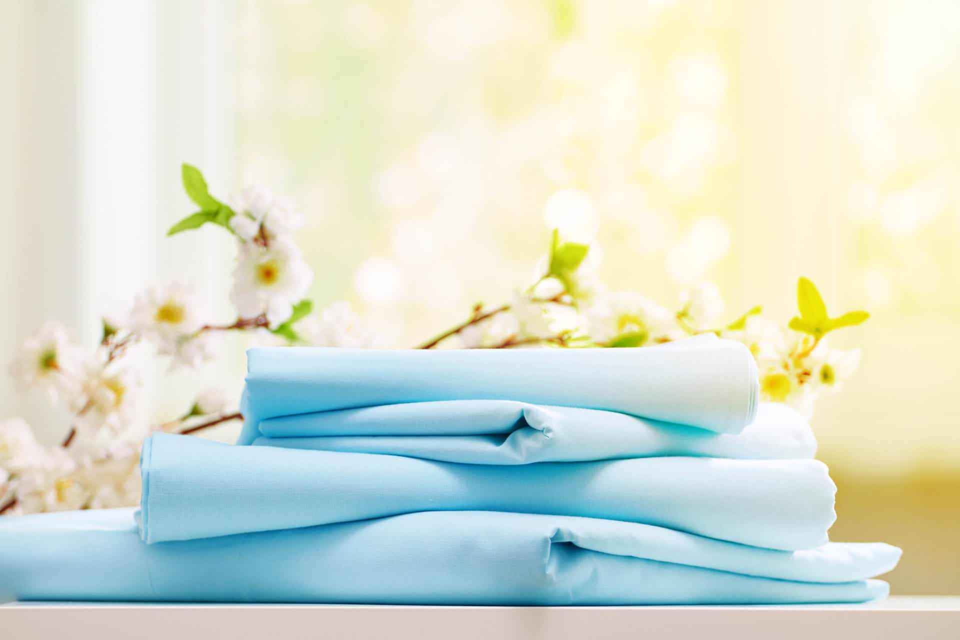 Para eliminar los ácaros pueden lavarse las sábanas