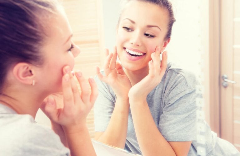 Descubre Cuál Es El Mejor Tónico Facial Según Tu Tipo De Piel