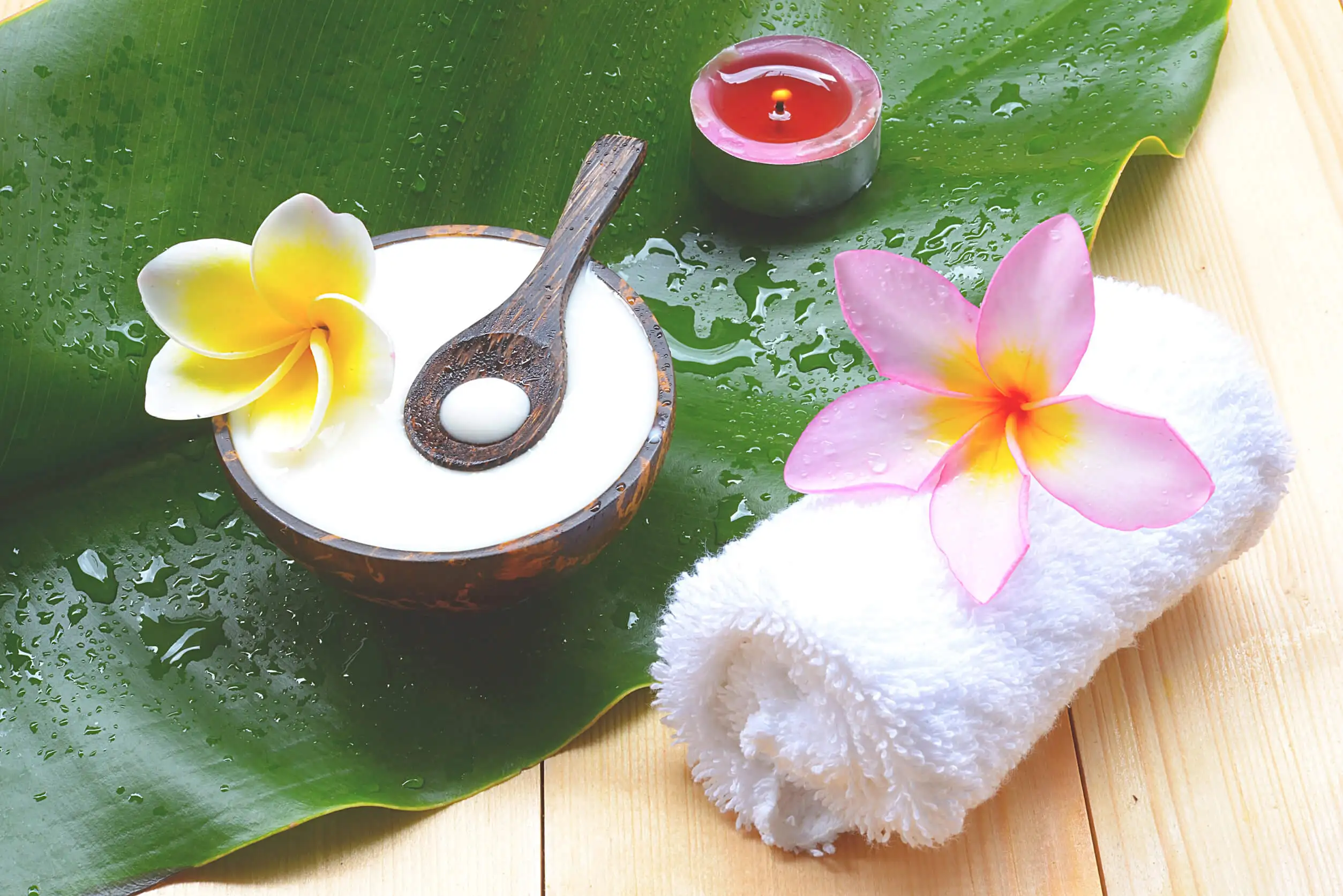 La mascarilla de yogur con pétalos de rosas es muy útil