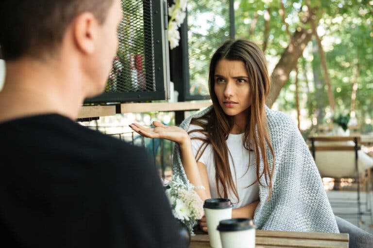 4 temas que están afectando tu relación de pareja y os separan