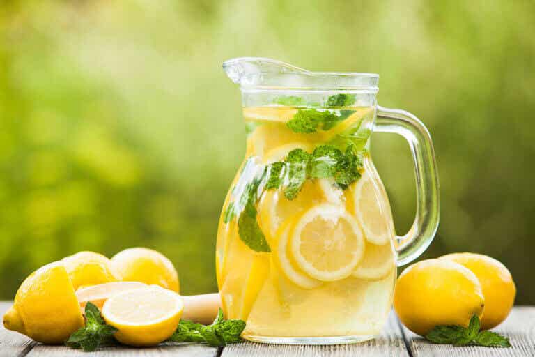 5 aportes del jugo de limón para nuestra salud