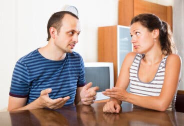 ¿Hablas de más sobre tu relación de pareja?