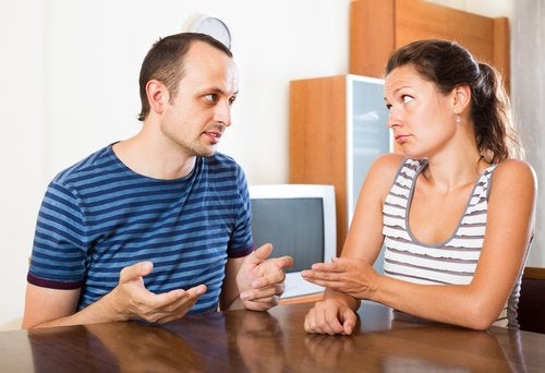 ¿Hablas de más sobre tu relación de pareja?