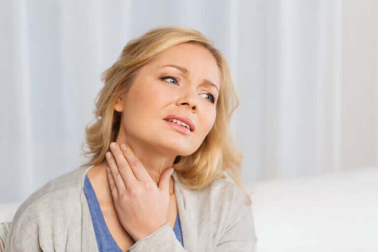 5 posibles señales de nódulos en la garganta