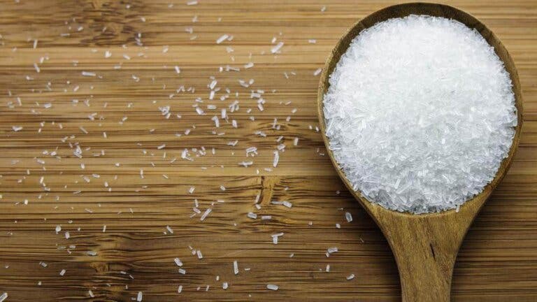 ¿Qué es el glutamato monosódico? Riesgos para la salud