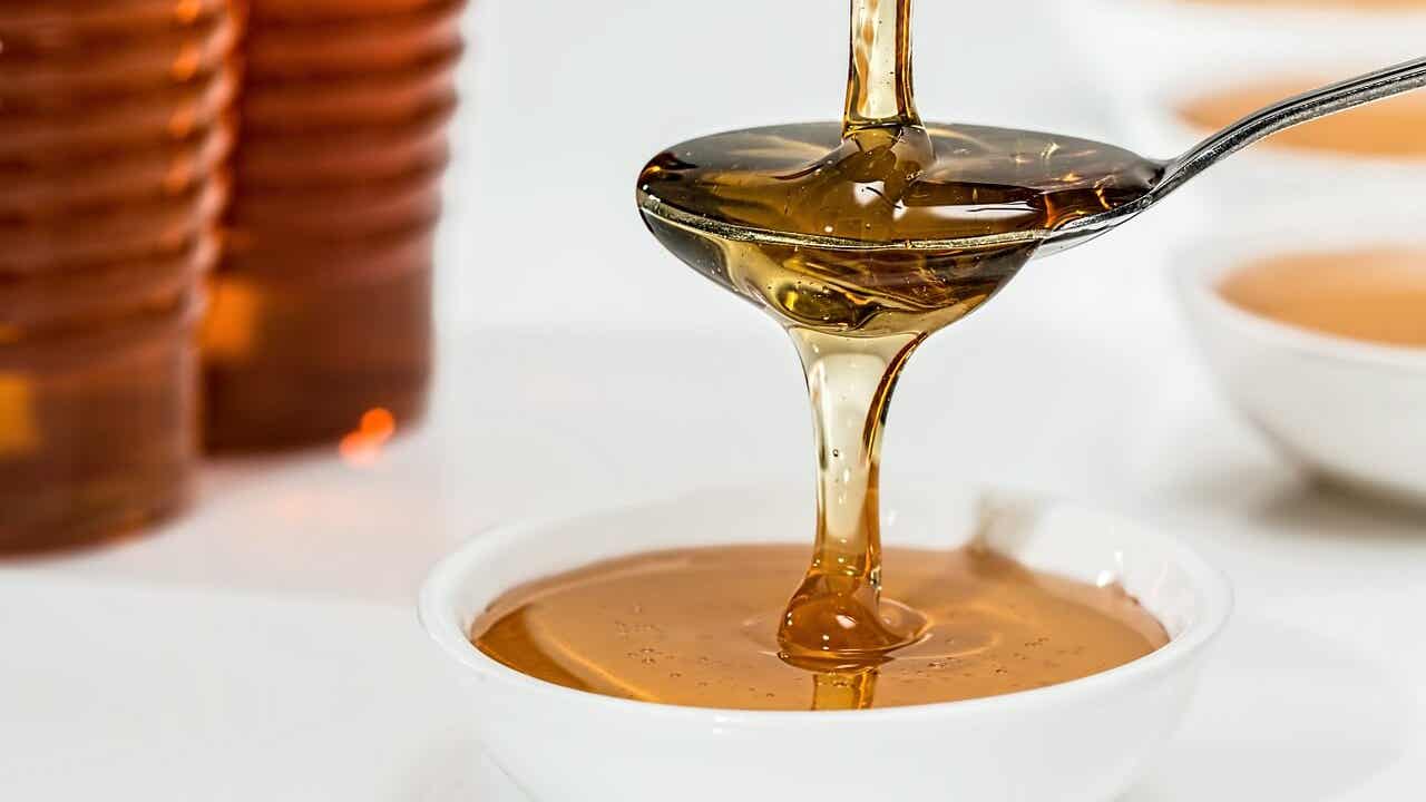 Beneficios de la miel para el cabello que debes conocer Beneficios de la miel para el cabello que debes conocer