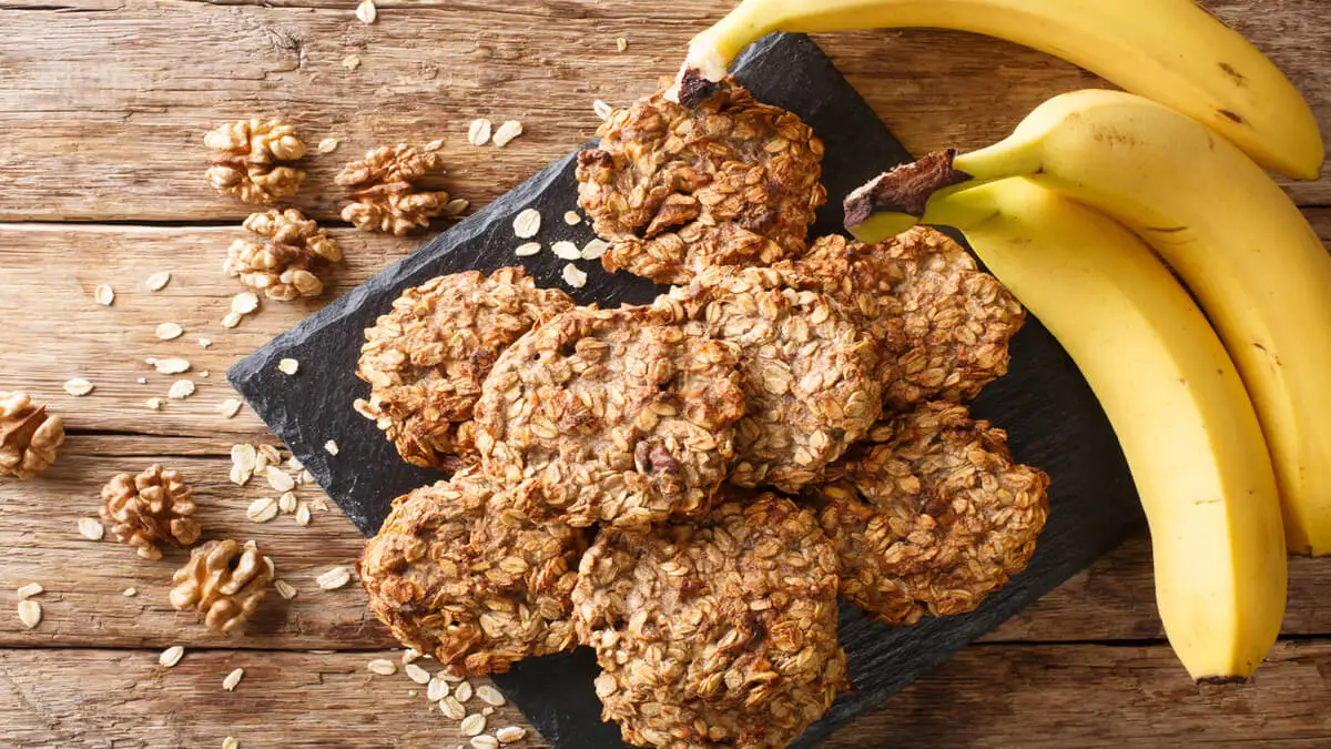 Galletas de avena para hacer desayunos saludables para adelgazar.
