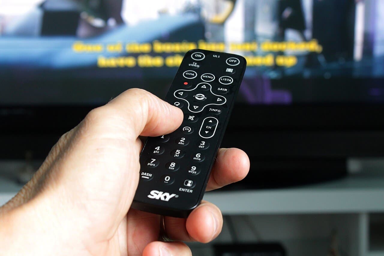 Esmalte-para-encontrar-el-control-remoto