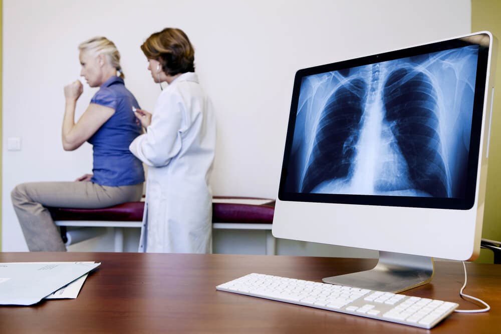 Auscultación de los ruidos en los pulmones