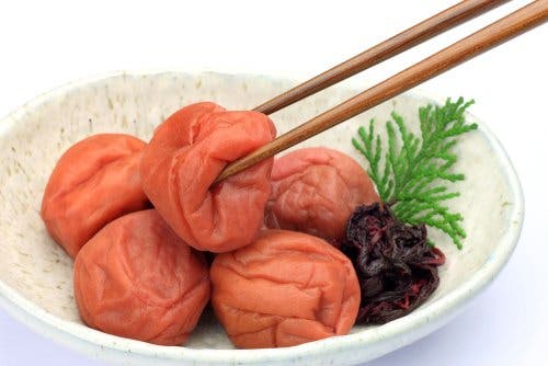 Qué es la umeboshi
