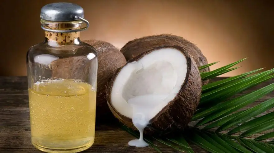 tratamiento-capilar-de-aceite-de coco-y-aceite-de-romero