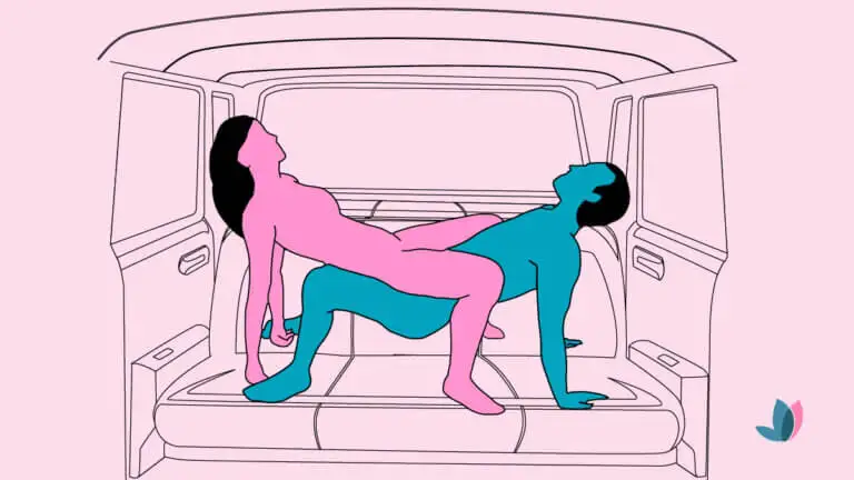 Postura de la araña para hacer el amor en el coche