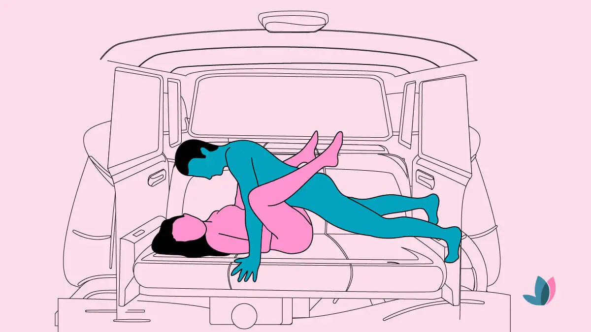 Postura de misionero para hacer el amor en el coche