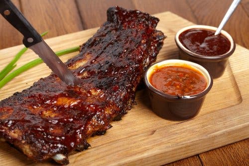 Costillas de cerdo con salsa de barbacoa