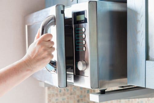 cocinar bizcocho en microondas