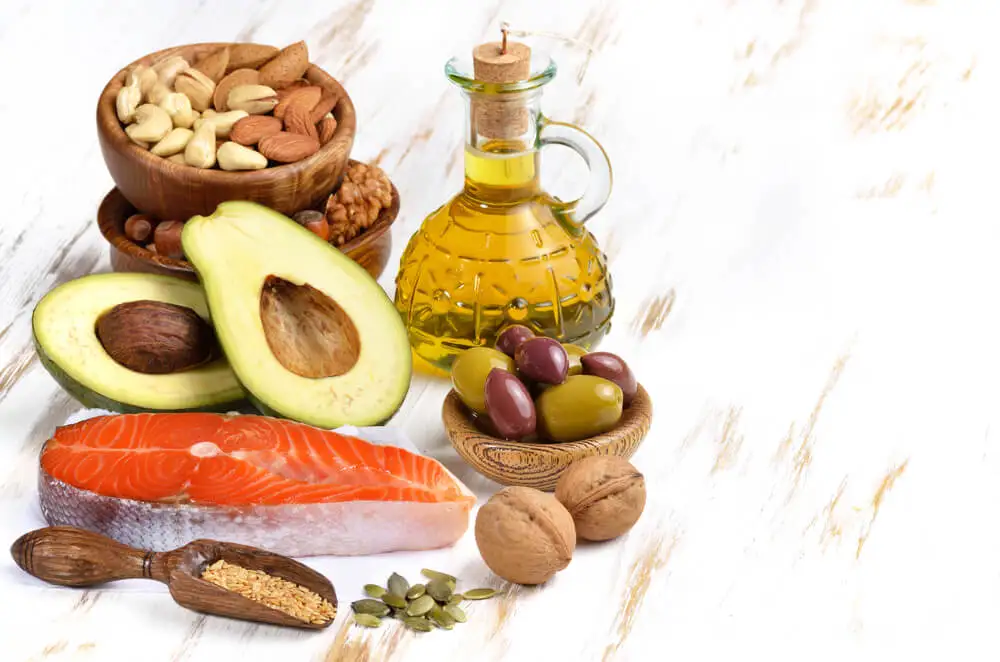 Datos sobre las dietas: las grasas saludables deben mantenerse en la alimentación