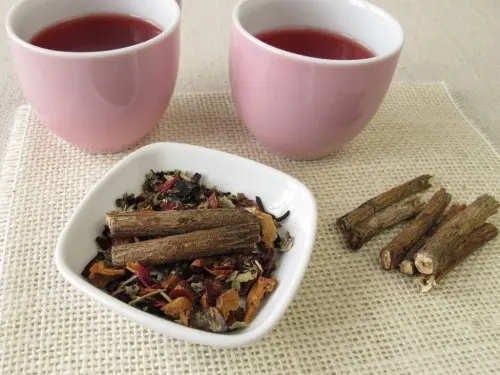 Raíz e infusión de regaliz