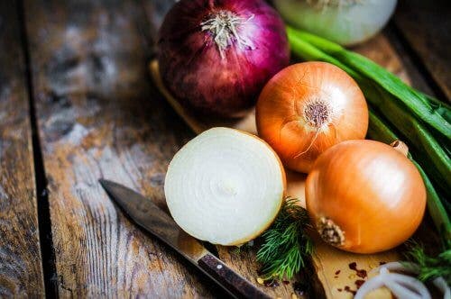 Beneficios del jugo de cebolla