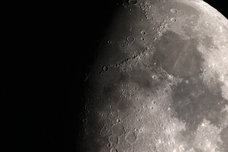 Cráteres de la luna.