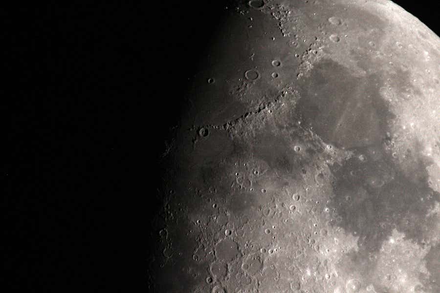 Cráteres de la luna.
