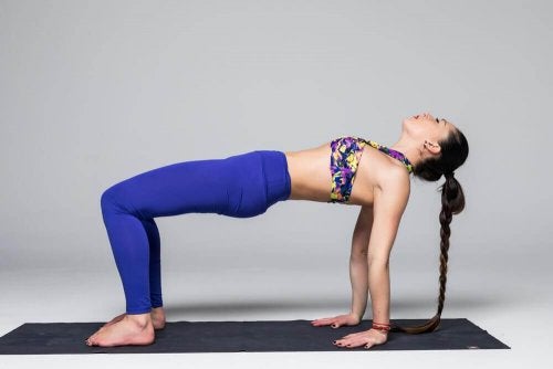 Posture de yoga.