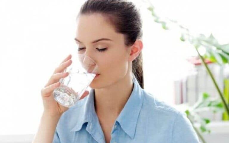 Razones por las que tienes mucha sed