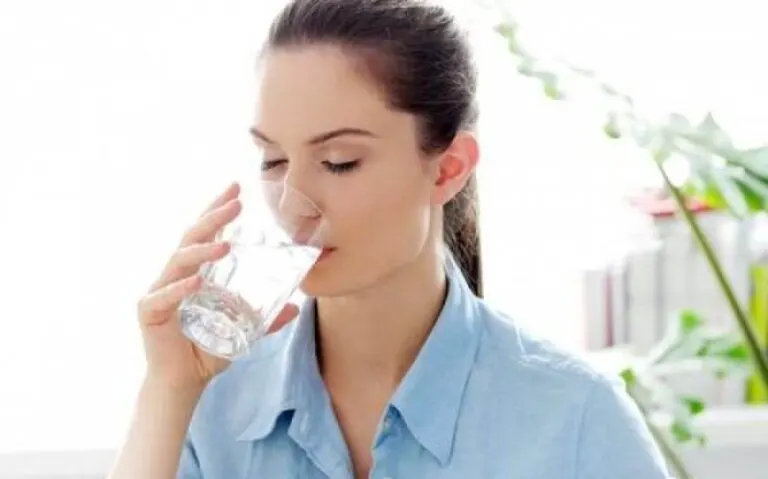 Razones por las que tienes mucha sed