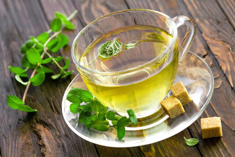 Té de menta, uno de los mejores aliados en la dieta
